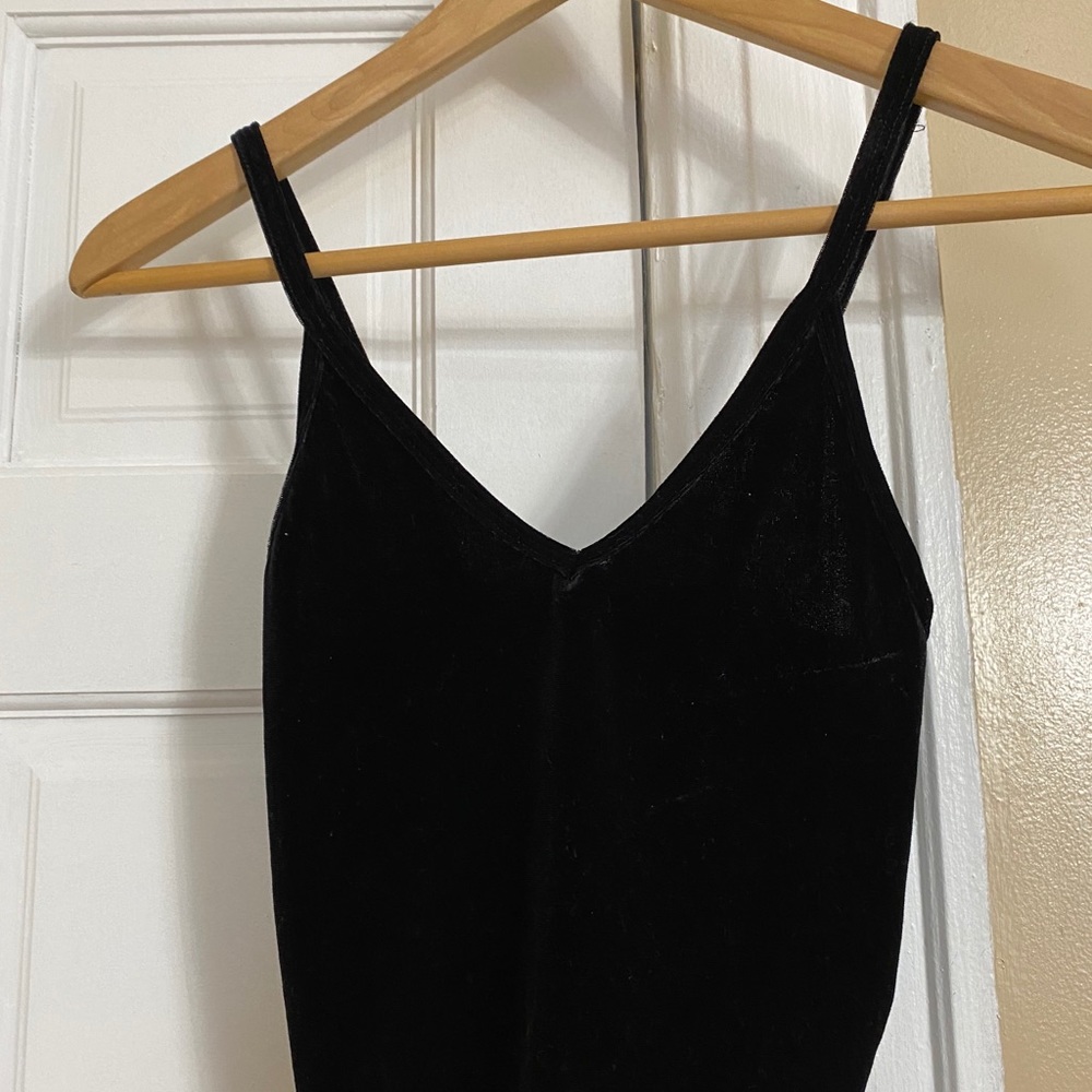 Brandy Melville Velvet crop top